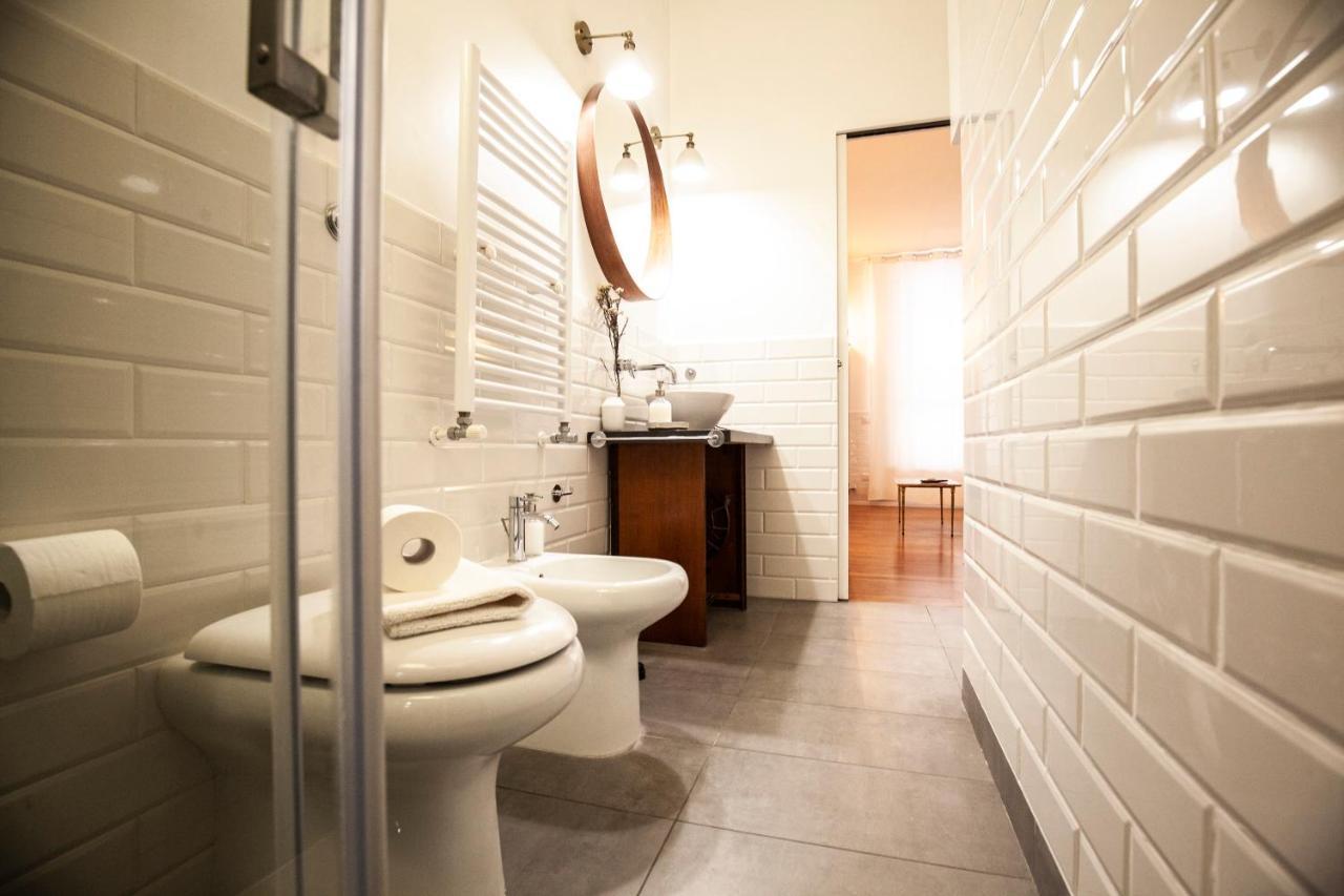 Lovely And Modern Flat Near The Colosseum Рим Екстериор снимка